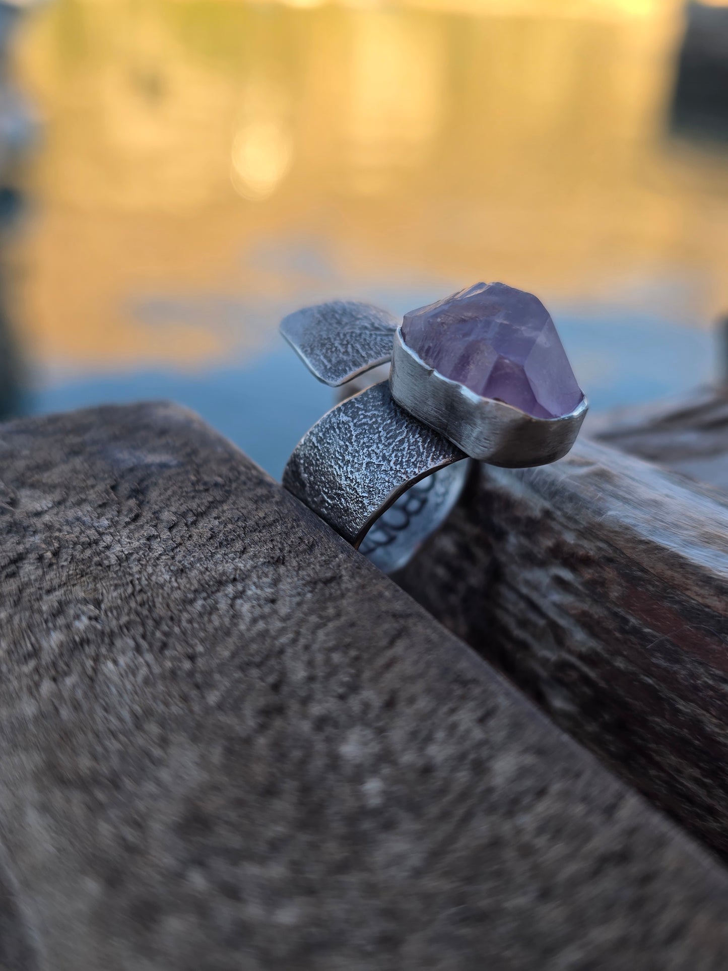 OSLOBOĐENA - srebrni prsten s ametistom