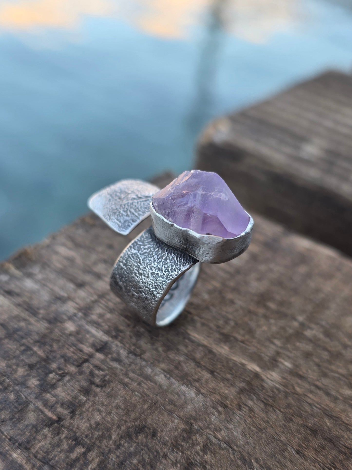 OSLOBOĐENA - srebrni prsten s ametistom