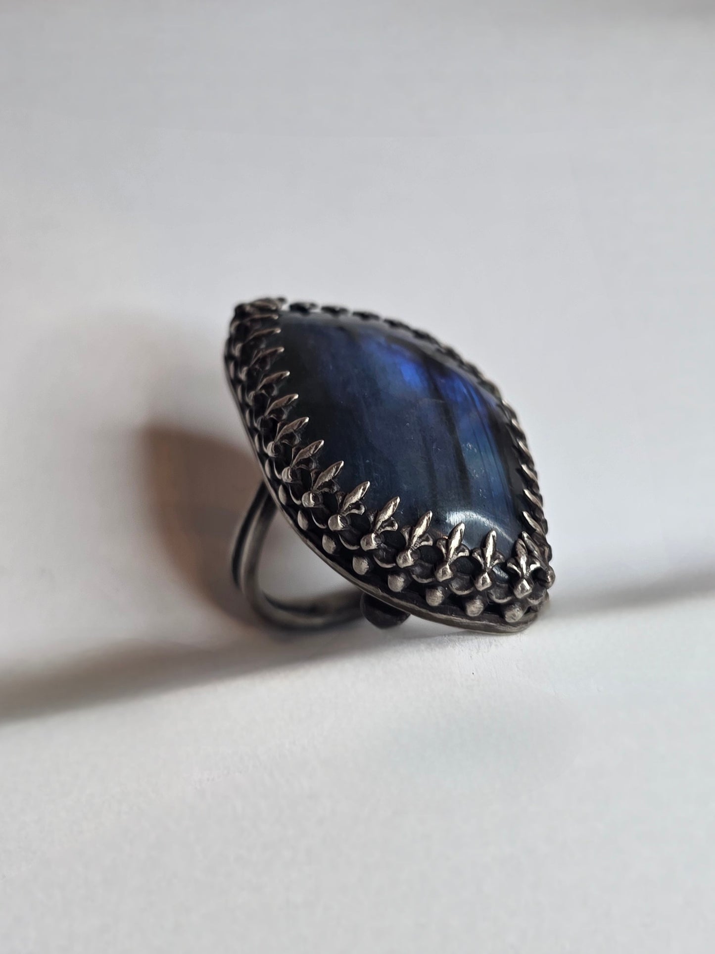 STORM — Unikatni Srebrni Prsten s Labradoritom