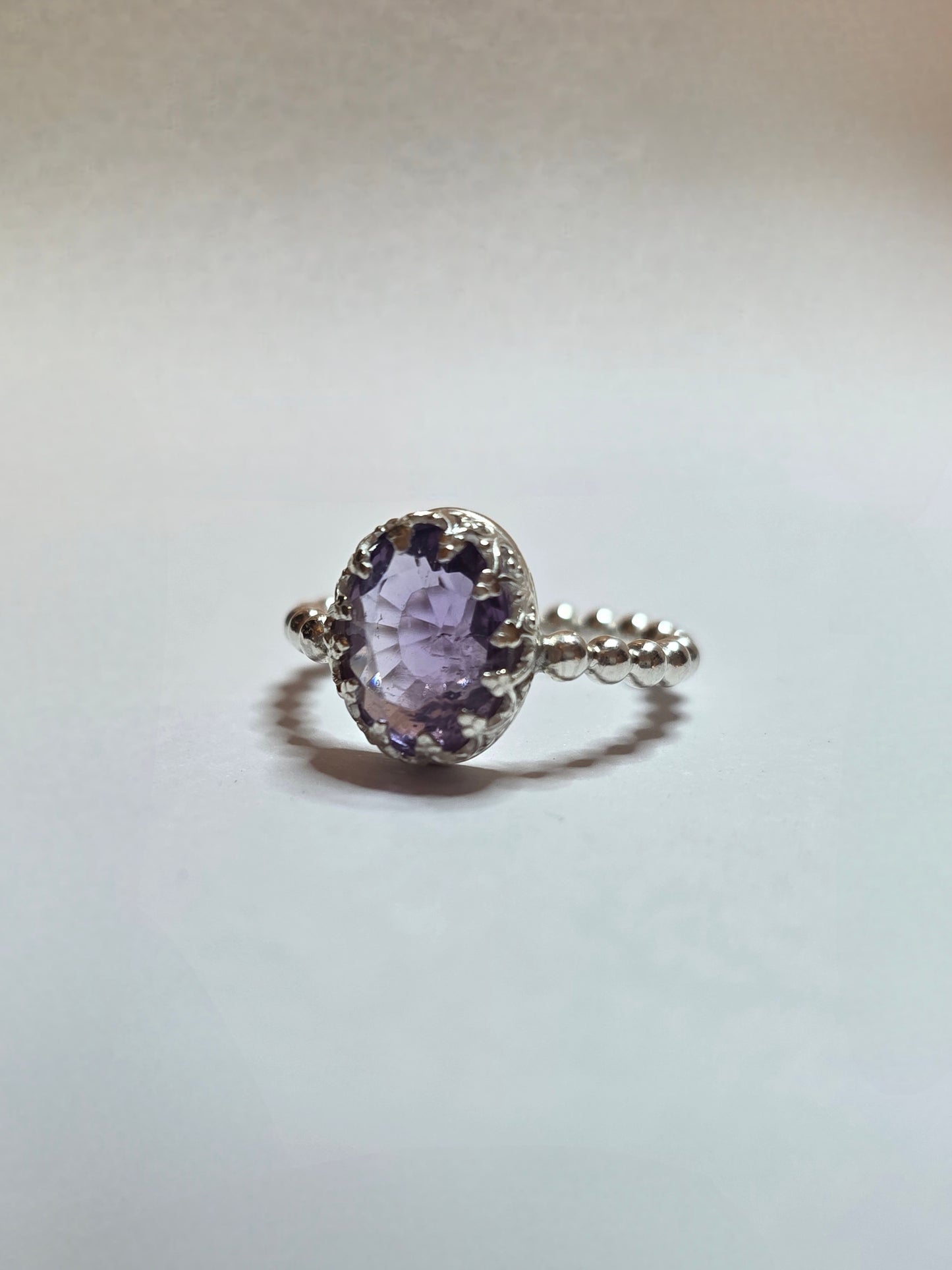 NJEŽNOST - Unikatni srebreni prsten s ametistom