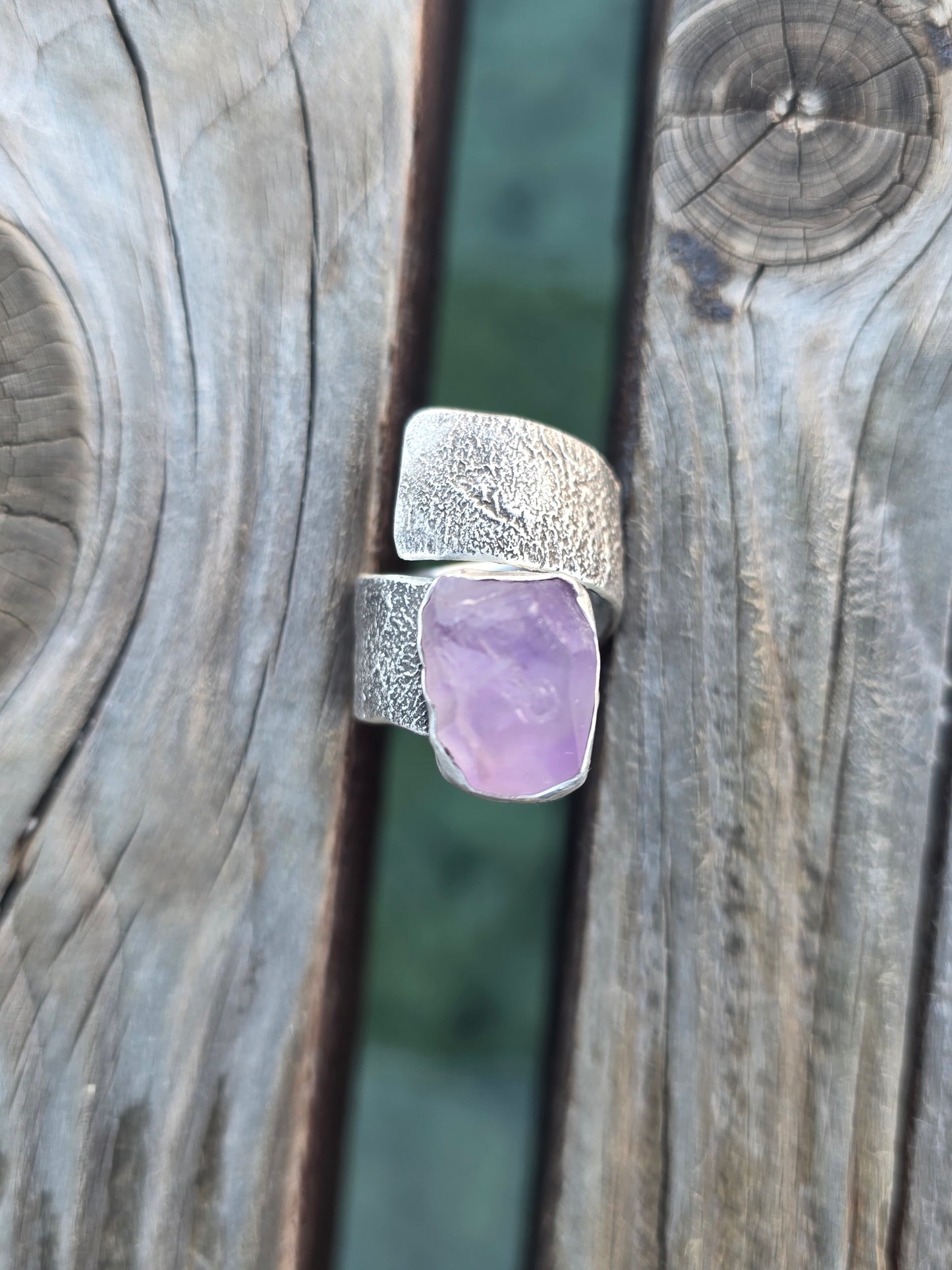 OSLOBOĐENA - srebrni prsten s ametistom
